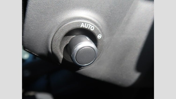 2023 認定中古車 Land Rover Defender 110 グラスミアグリーン D300 AWD（AT） 75TH LIMITED EDITION