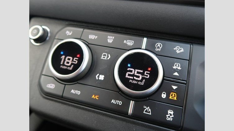 2023 認定中古車 Land Rover Defender 110 グラスミアグリーン D300 AWD（AT） 75TH LIMITED EDITION