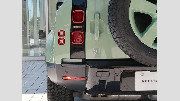 2023 認定中古車 Land Rover Defender 110 グラスミアグリーン D300 AWD（AT） 75TH LIMITED EDITION