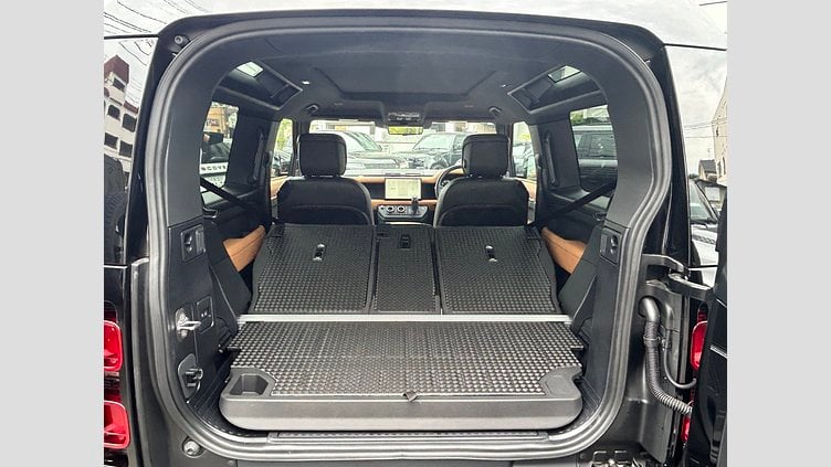 2024 認定中古車 Land Rover Defender 90 サントリーニブラック D300 AWD（AT） X-DYNAMIC HSE