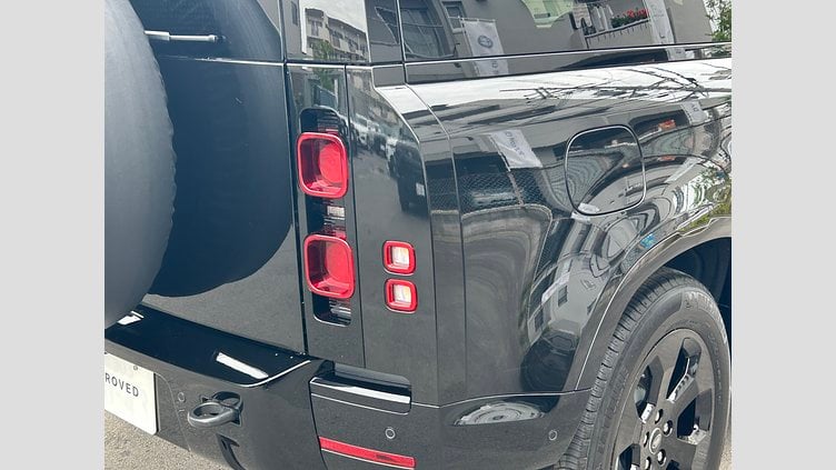 2024 認定中古車 Land Rover Defender 90 サントリーニブラック D300 AWD（AT） X-DYNAMIC HSE