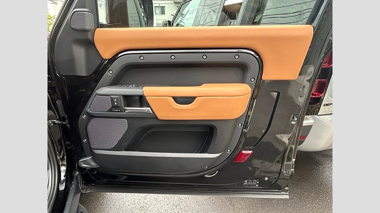 2024 認定中古車 Land Rover Defender 90 サントリーニブラック D300 AWD（AT） X-DYNAMIC HSE
