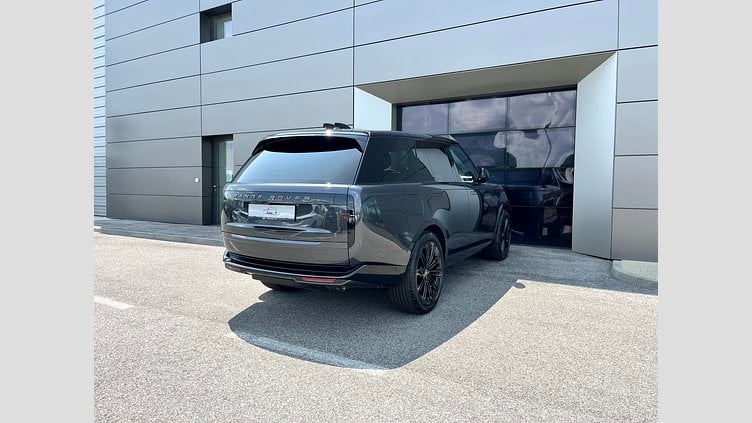 2025 SKLADOVÉ VOZIDLÁ Land Rover Range Rover Sivá Carpathian P530 AWD AUTOMAT SWB Autobiography