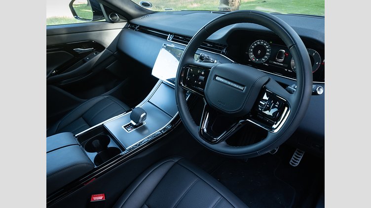 2026 Approved Land Rover Range Rover Evoque Seoul Pearl Silver AWD 2025 RANGE ROVER EVOQUE D200 DYNAMIC HSE