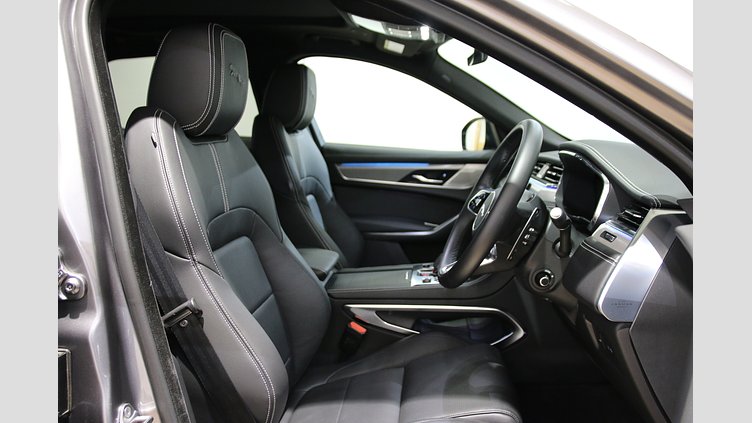 2024 認定中古車 Jaguar F-Pace アイガーグレイ P250 AWD（オートマチック） R-DYNAMIC SE
