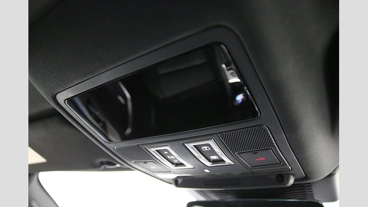 2024 認定中古車 Jaguar F-Pace アイガーグレイ P250 AWD（オートマチック） R-DYNAMIC SE