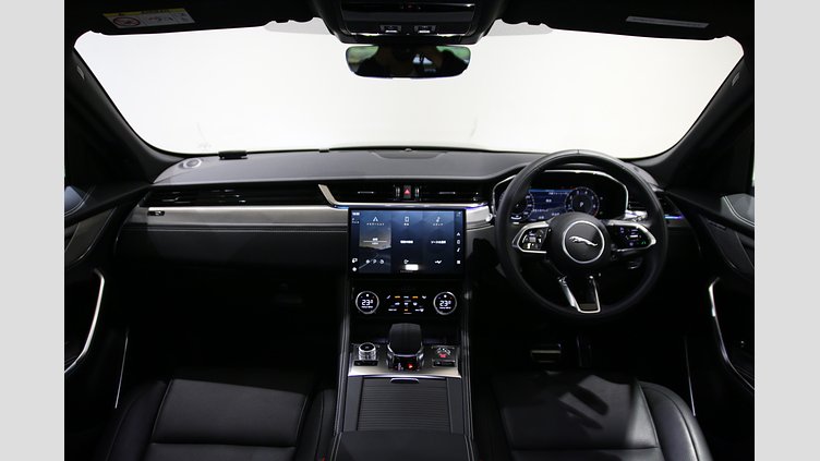 2024 認定中古車 Jaguar F-Pace アイガーグレイ P250 AWD（オートマチック） R-DYNAMIC SE