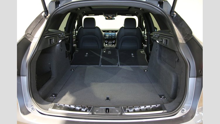 2024 認定中古車 Jaguar F-Pace アイガーグレイ P250 AWD（オートマチック） R-DYNAMIC SE