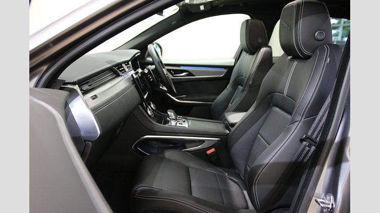 2024 認定中古車 Jaguar F-Pace アイガーグレイ P250 AWD（オートマチック） R-DYNAMIC SE