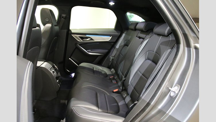 2024 認定中古車 Jaguar F-Pace アイガーグレイ P250 AWD（オートマチック） R-DYNAMIC SE