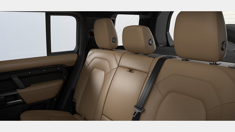2025 SKLADOVÉ VOZIDLÁ Land Rover Defender 110 Faroe Green 5.0L V8 425PS P425 V8 X-Dynamic HSE AWD Auto