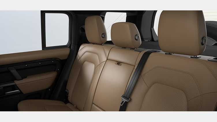 2025 SKLADOVÉ VOZIDLÁ Land Rover Defender 110 Carpatian Grey 3.0D MHEV 350PS D350 MHEV X-Dynamic HSE AWD Auto