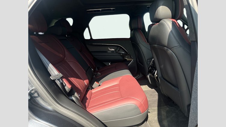 2025 Approved Land Rover Range Rover Sport Borasco siva P550e benzin plug-in hibrid Autobiography