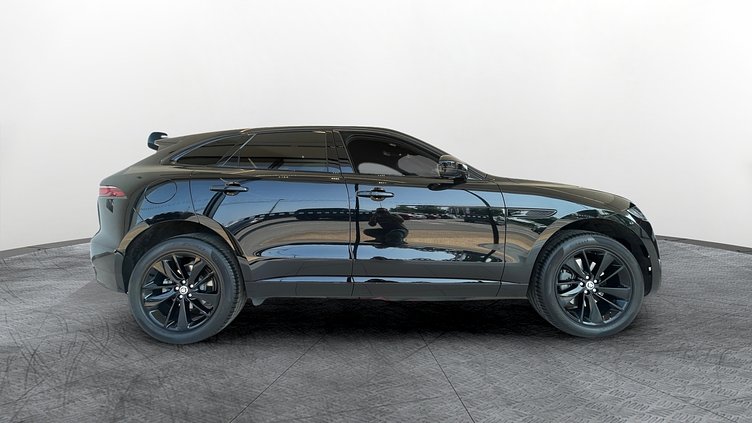 2024 Approved Jaguar F-Pace Santorini crna D200 AWD AUTOMATIC MHEV R-DYNAMIC SE