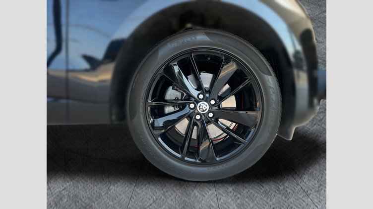 2024 Approved Jaguar F-Pace Santorini crna D200 AWD AUTOMATIC MHEV R-DYNAMIC SE