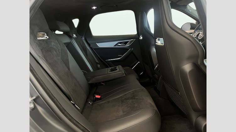 2024 Approved Jaguar F-Pace Ostuni svjetlucavo bijela P550 AWD AUTOMATIC SVR 5.0 V8 550PS Supercharged
