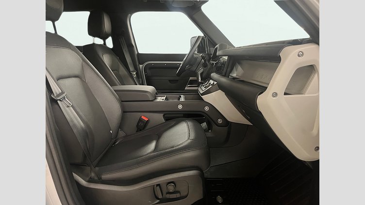 2024 Approved Land Rover Defender 110 Hakuba Silver 3.0 litre i6D​ 110 3.0D V6