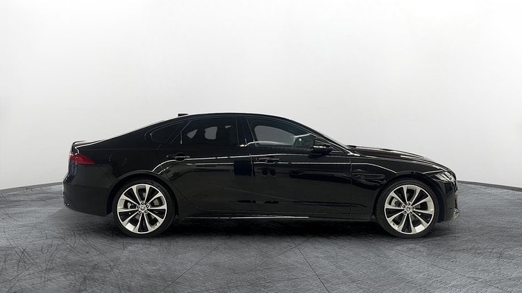 2023 Approved Jaguar XF Santorini Black 2.0 litre i4D​ XF 2.0D