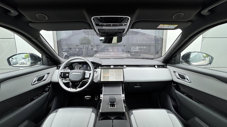 2025 SKLADOVÉ VOZIDLÁ Land Rover Range Rover Velar Batumi Gold D300 Dynamic SE