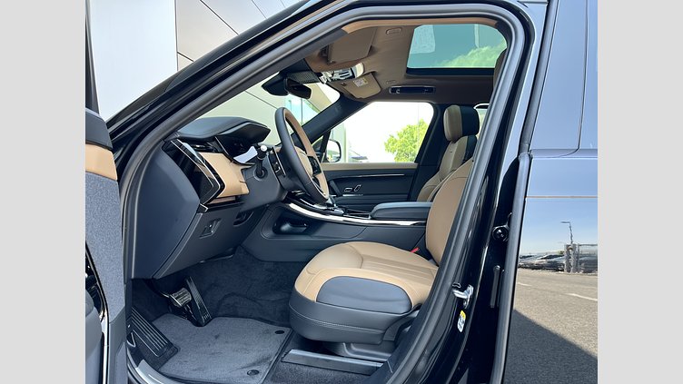 2025 Approved/Jazdené Land Rover Range Rover Sport Čierna Santorini P460e PHEV AWD Automat Dynamic SE