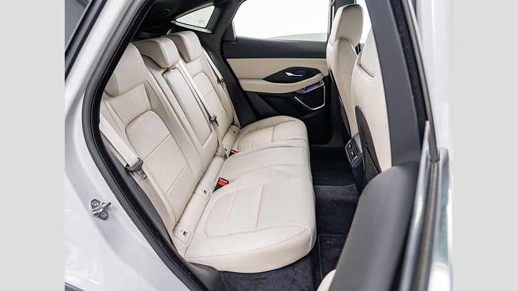 2019 認定中古車 Jaguar E-Pace ボラスコグレー P250 オートマチック全輪駆動 R-DYNAMIC SE