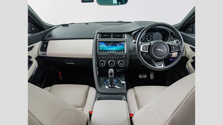 2019 認定中古車 Jaguar E-Pace ボラスコグレー P250 オートマチック全輪駆動 R-DYNAMIC SE