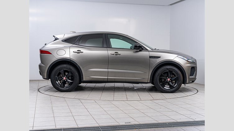 2018 認定中古車 Jaguar E-Pace シリコン シルバー D180 オートマチック全輪駆動 R-DYNAMIC S