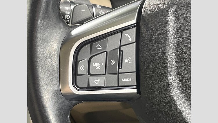 2017 認定中古車 Land Rover Discovery Sport Corris Grey 2.0 litre Si4 Petrol HSE
