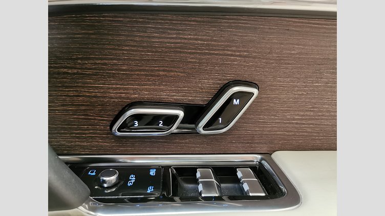 2023 認定中古車 Land Rover Range Rover ランタオブロンズ D300 AWD MHEV（AT） スタンダードホイールベース HSE