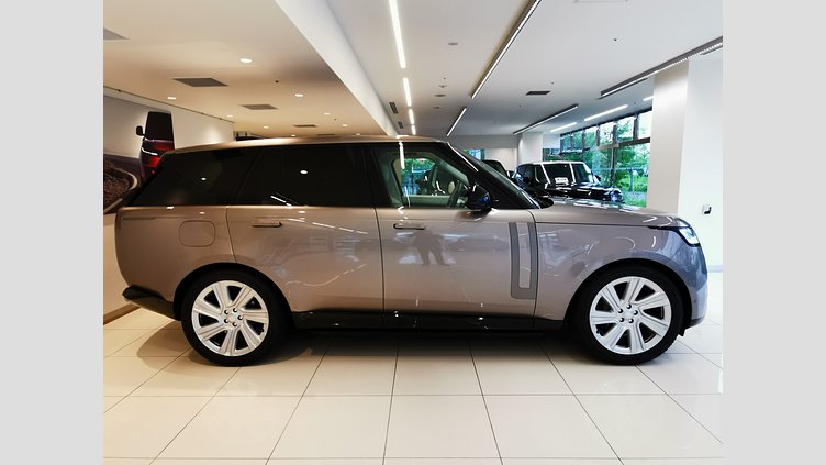 2023 認定中古車 Land Rover Range Rover ランタオブロンズ D300 AWD MHEV（AT） スタンダードホイールベース HSE
