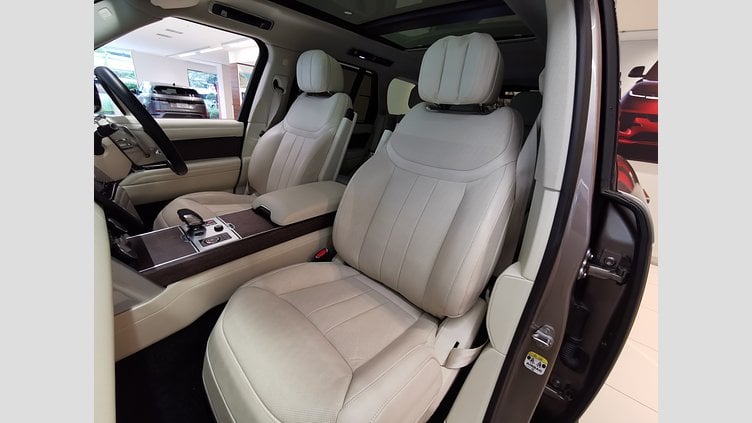 2023 認定中古車 Land Rover Range Rover ランタオブロンズ D300 AWD MHEV（AT） スタンダードホイールベース HSE