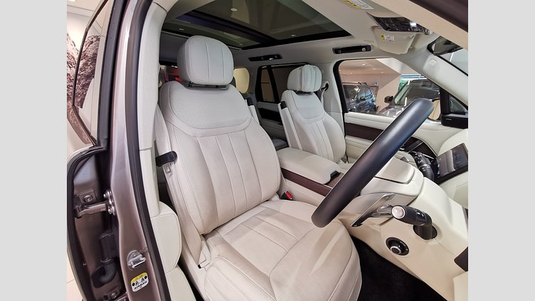 2023 認定中古車 Land Rover Range Rover ランタオブロンズ D300 AWD MHEV（AT） スタンダードホイールベース HSE