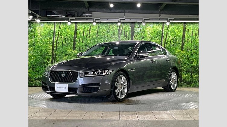 2015 認定中古車 Jaguar XE Corris Grey 2WD プレステージ