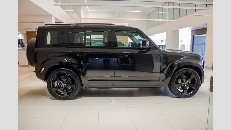 2025 New Land Rover Defender 110 Santorini Black 8 Speed Automatic PHEV