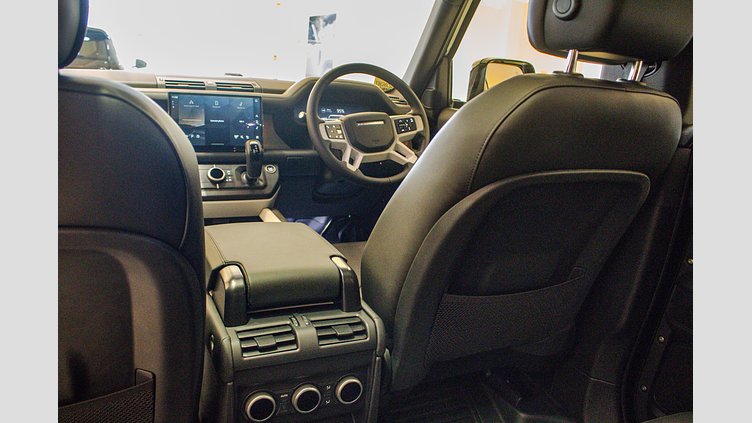 2025 New Land Rover Defender 110 Santorini Black 8 Speed Automatic PHEV