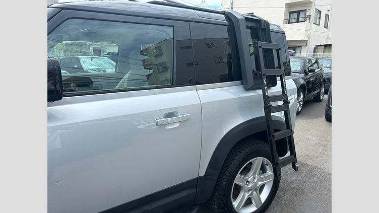 2023 認定中古車 Land Rover Defender 90 ハクバシルバー P300 AWD（AT） SE