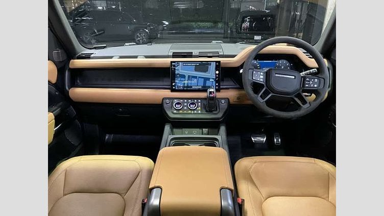 2024 中古 Land Rover Defender 110 カルパチアングレイ P525 AWD (AT) V8 CARPATHIAN EDITION