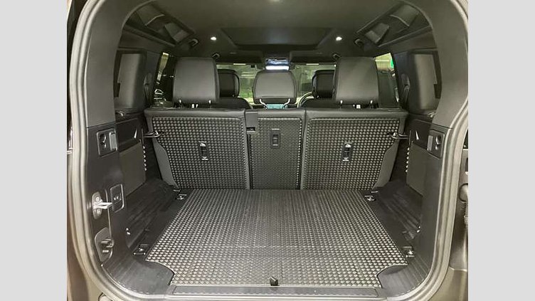 2024 中古 Land Rover Defender 110 サントリーニブラック D300 AWD（AT） X-DYNAMIC HSE