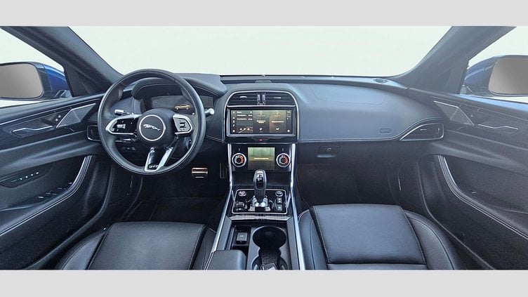 2024 Approved Jaguar XE Bluefire Blue 2.0 I4 300 PS AWD Auto  R-DYNAMIC HSE