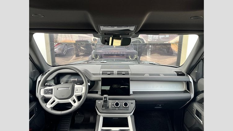 2025 SKLADOVÉ VOZIDLÁ Land Rover Defender 110 Čierna Santorini D250 MHEV AUTOMAT AWD S