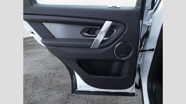 2024 Approved Land Rover Discovery Sport Fuji White D165 AWD MHEV Standard Wheelbase Dynamic SE