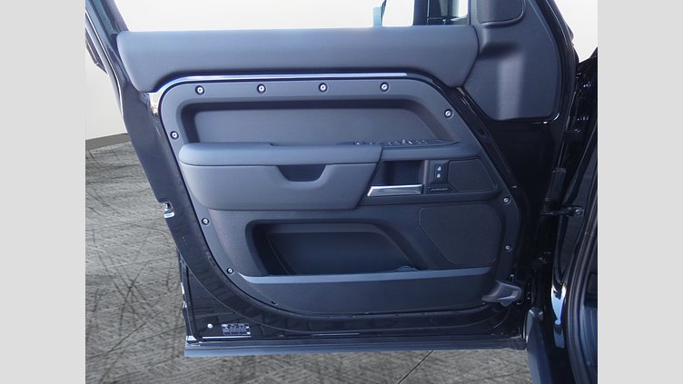 2025 Approved Land Rover Defender 110 Santorini Black Дизель D250 MHEV X-Dynamic SE