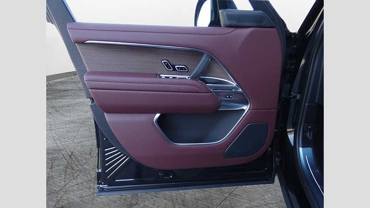 2025 Approved Land Rover Range Rover Santorini Black D300 Дизель MHEV Стандартна колісна база HSE