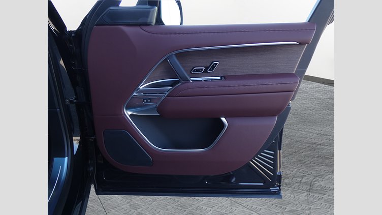 2025 Approved Land Rover Range Rover Santorini Black D300 Дизель MHEV Стандартна колісна база HSE