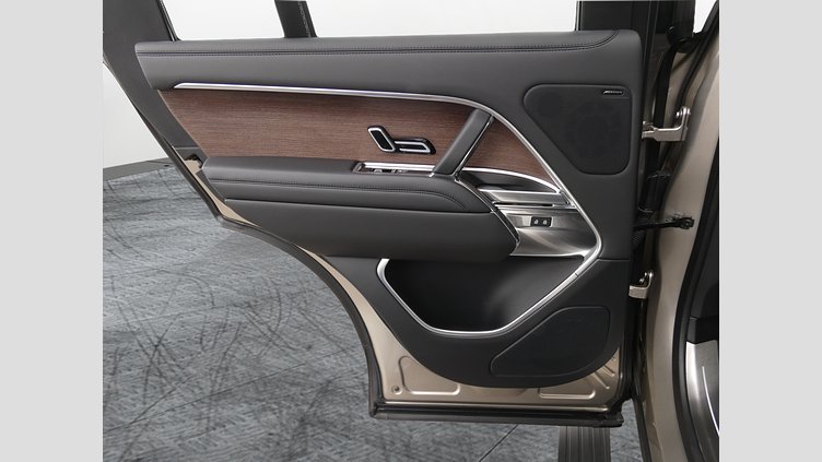 2023 Approved Land Rover Range Rover Batumi Gold 3.0 litre i6 PHEV​ HSE