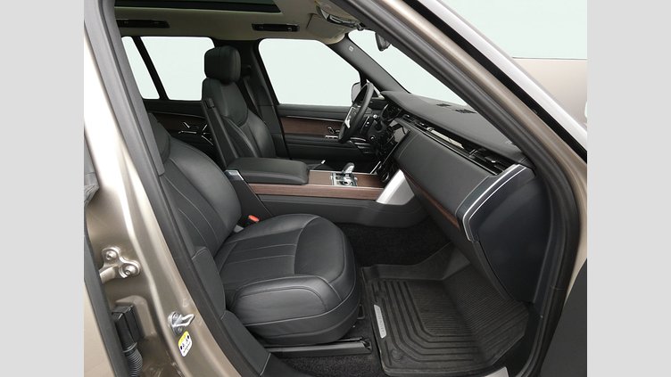 2023 Approved Land Rover Range Rover Batumi Gold 3.0 litre i6 PHEV​ HSE
