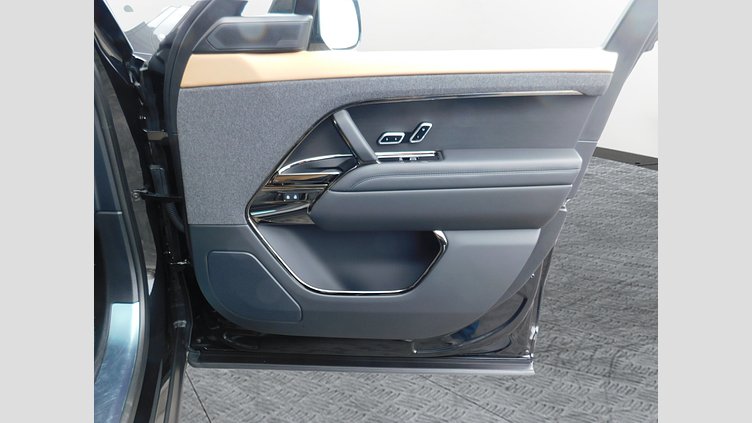 2024 Approved Land Rover Range Rover Sport Santorini Black D300 ДИЗЕЛЬ MHEV Standard Wheelbase Dynamic HSE