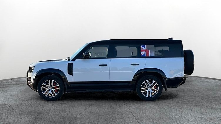 2023 Approved Land Rover Defender 130 Fuji White D300 AWD AUTOMATIC MHEV X-DYNAMIC HSE