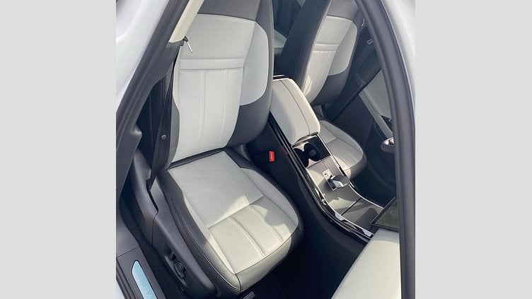 2024 Approved Land Rover Range Rover Evoque Fuji White D165 ДИЗЕЛЬ AWD MHEV Standard Wheelbase Dynamic SE