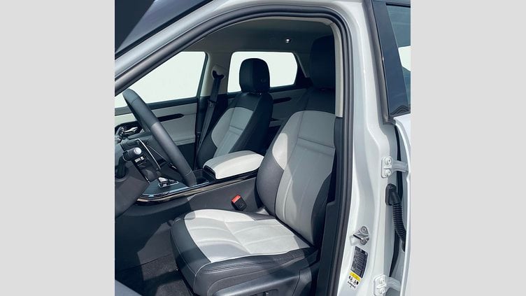 2024 Approved Land Rover Range Rover Evoque Fuji White D165 ДИЗЕЛЬ AWD MHEV Standard Wheelbase Dynamic SE